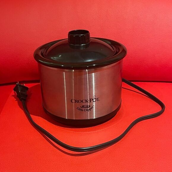 Slow Cooker - Picture 7 of 9